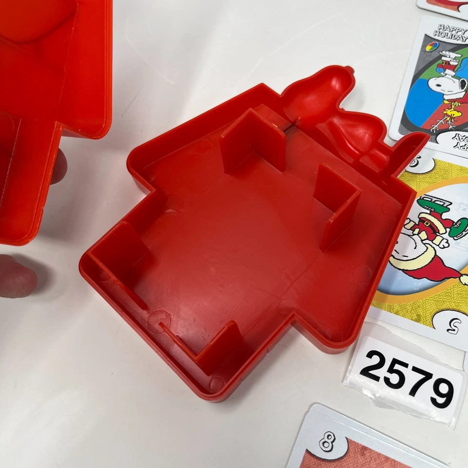 Peanuts: A Charlie Brown Christmas UNO Game - Snoopy's Doghouse Christmas 2007 - Image 4 of 4
