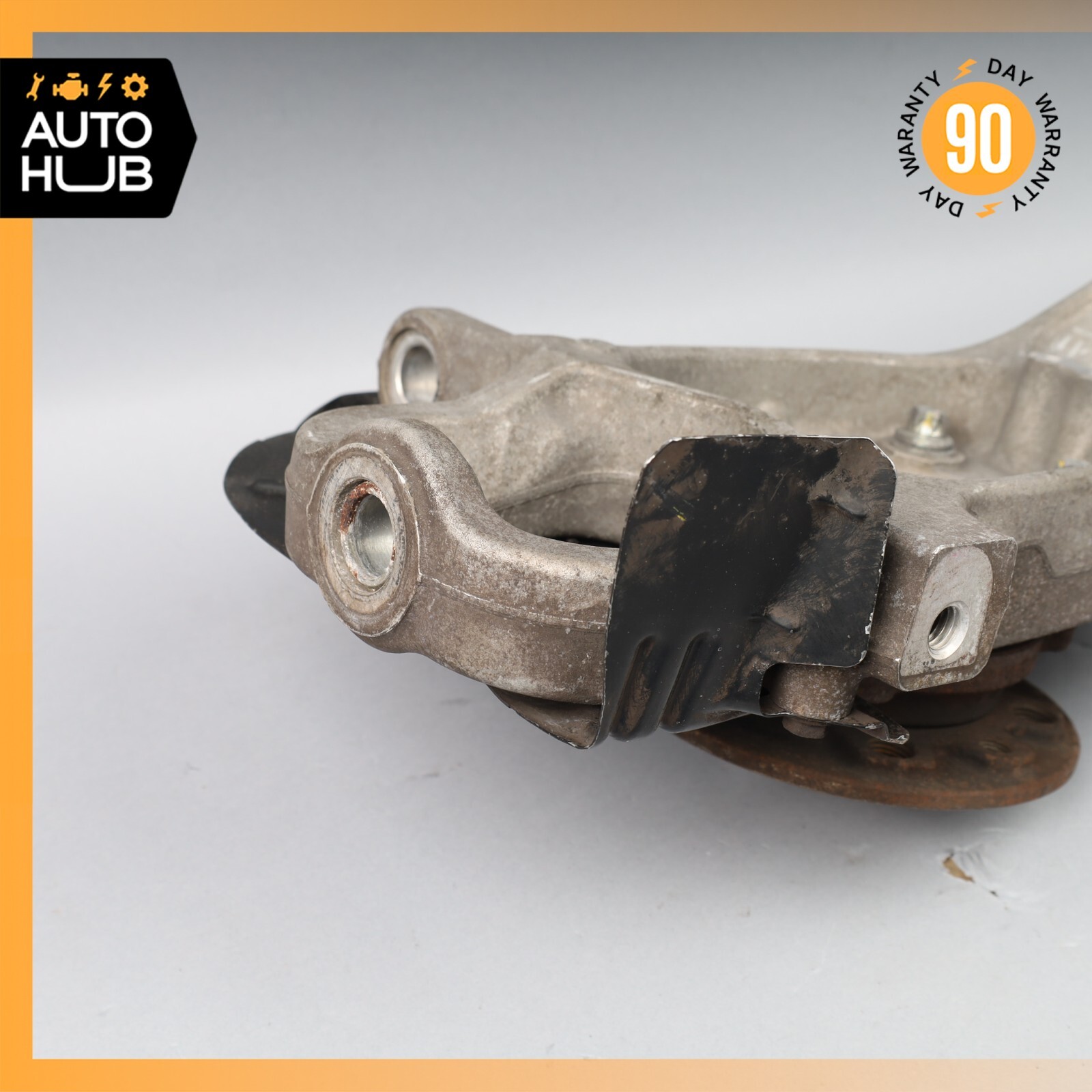 14-21 Maserati Quattroporte SQ4 Ghibli Front Left Driver Knuckle Spindle OEM 69k