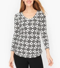 TALBOTS WHITE BLACK SCOOP NECK PRINTED 3/4 SLEEVE MEDALLION TOP PETITE PLUS 1XP