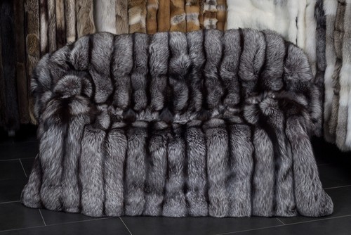 1391 Large Silver Fox Throw with special processing Pelt Blanket Real Fur Cover - Picture 6 of 11