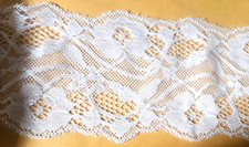 CraftbuddyUS EL15W 3m x 75mm Ivory White Flower Ribbon Lace Trim, DIY