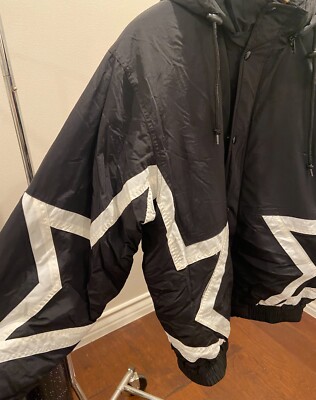 Supreme SS19 Stars Puffy Jacket Black Back Large Logo Supreme SS19 Stars Puffy Jacket Black Back Large Logo