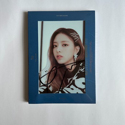 SEALED] ITZY 2ND MINI ALBUM 'IT'Z ME' WANNABE HAND SIGNED