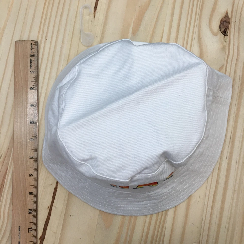 Gorra GAP Pride Bucket para mujer talla única óptica blanca algodón arco iris logotipo estampado Foto 3 de 4