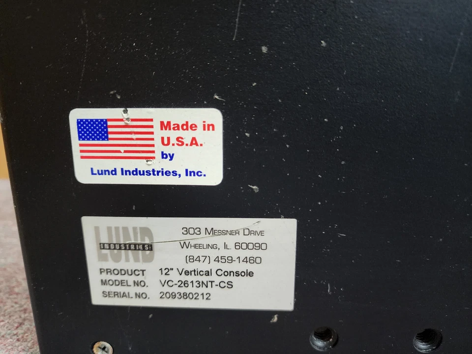 Consola vertical Lund Police 12" VC-2613NT-CS con soporte para computadora portátil, bandeja de teclado TG3 Foto 3 de 4