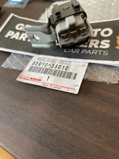 Genuine Toyota Fuel Pump Relay for 4Runner 1989-1995 Pickup 1989-1995 2.4L 3.0L