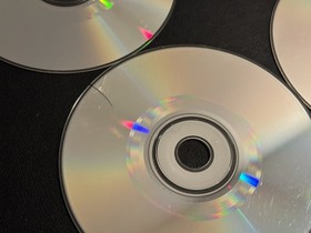 Sega Dreamcast Empty Case & Manual Lot w/ Broken Discs Rayman 2 Crazy Taxi More!