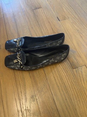 Authentic Louis Vuitton Shoes Size 37.5 Work Elegant Comfortable Black