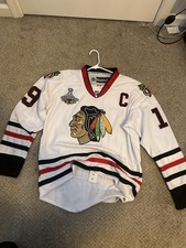 Chicago Blackhawks 2010 Champions Jersey Jonathan Toews #19 NHL Hockey