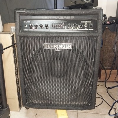 Behringer BXL 3000 300 Watt Ultra Bass Amp-Local Pickup ONLY