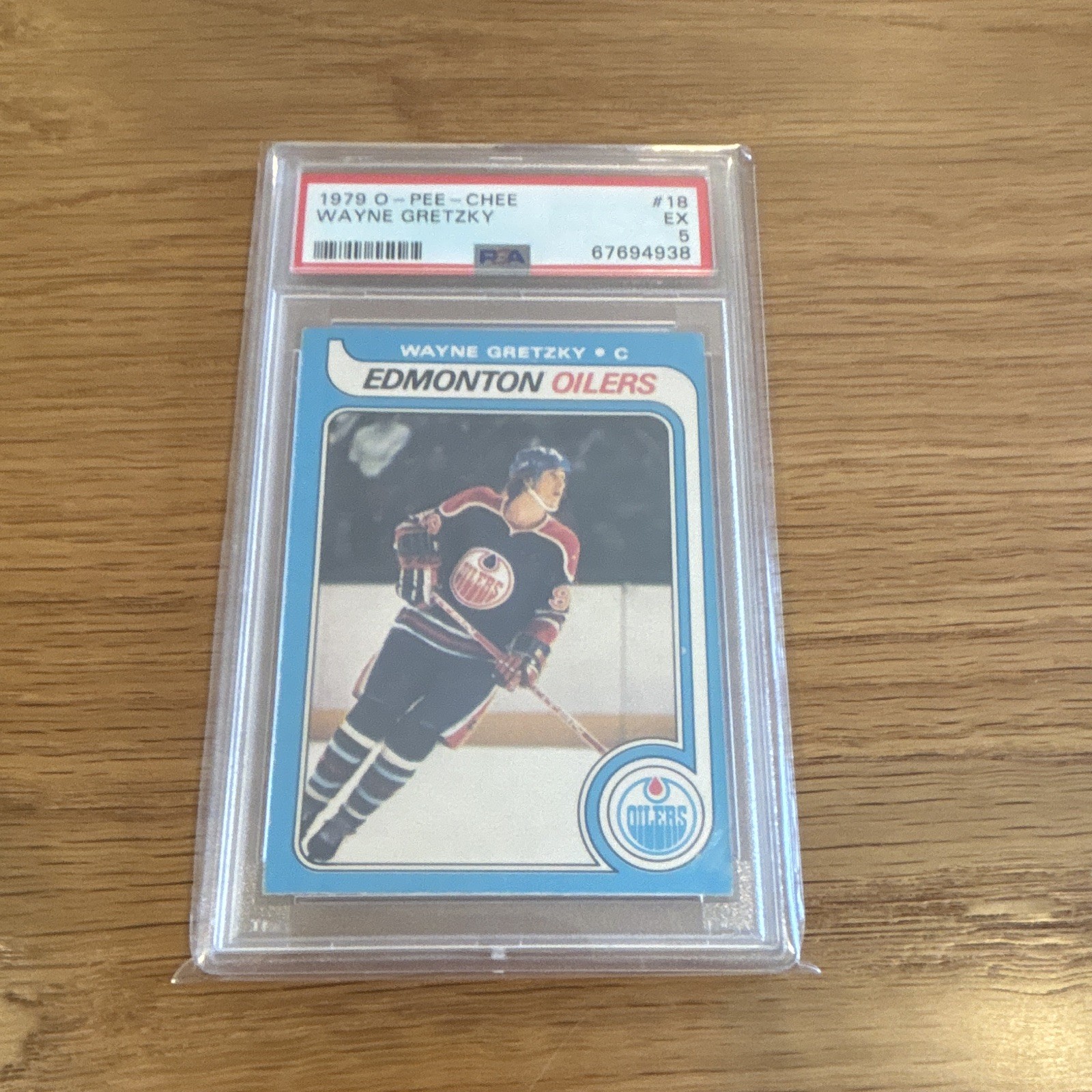 1979 O-Pee-Chee Wayne Gretzky RC Rookie Card Edmonton Oilers #18 PSA 5