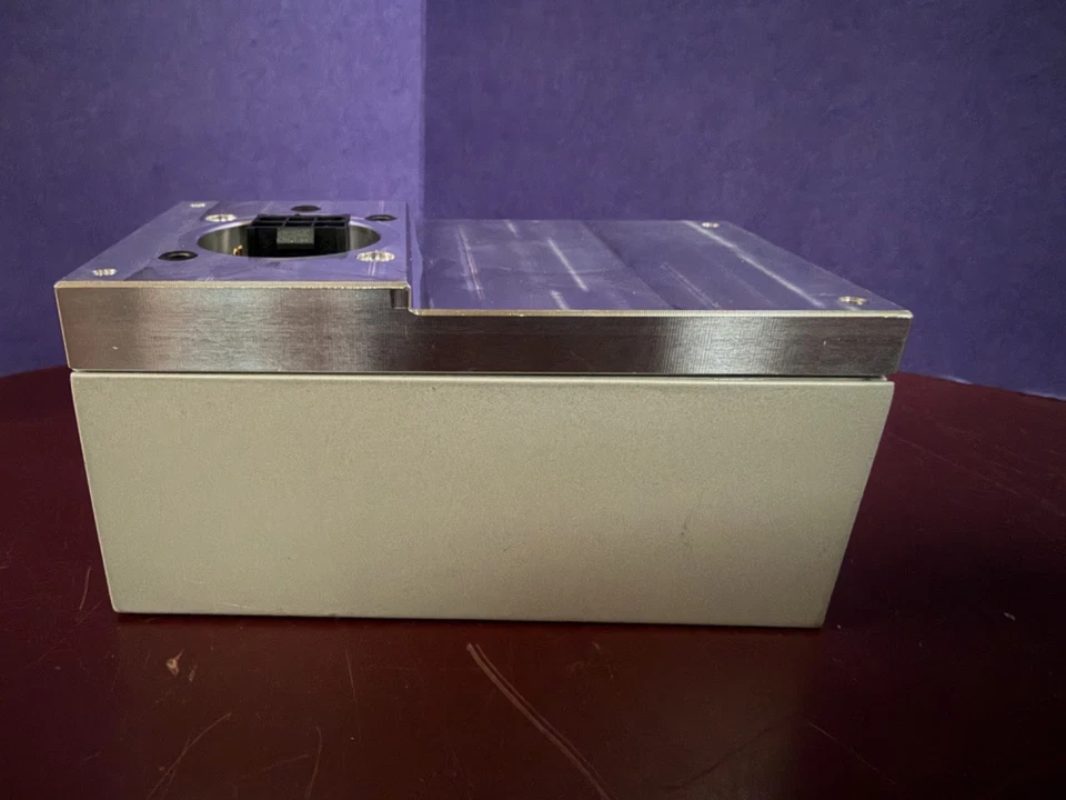 Controlador turbo bomba Pfeiffer TC 110 PM C01 790 A COMO ESTÁ SIN PROBAR Foto 4 de 4