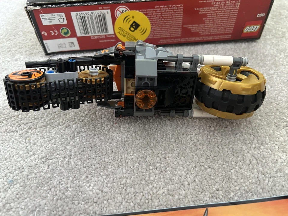 LEGO Ninjago 70672 Cole's Dirt Bike, photo 1 of 5