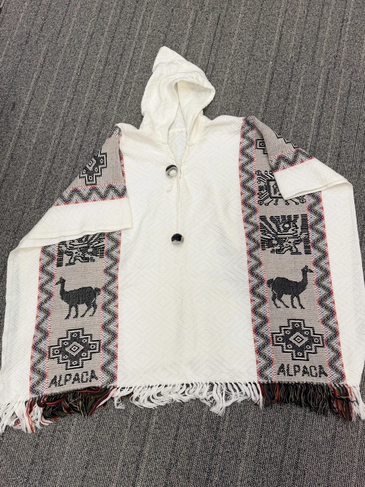 Authentic Bolivian Alpaca Hooded Poncho White Tribal Pattern Fringe Cape