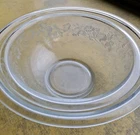Vintage COLONIAL MIST PYREX MIXING BOWLS 2 Nesting White Floral 323 325