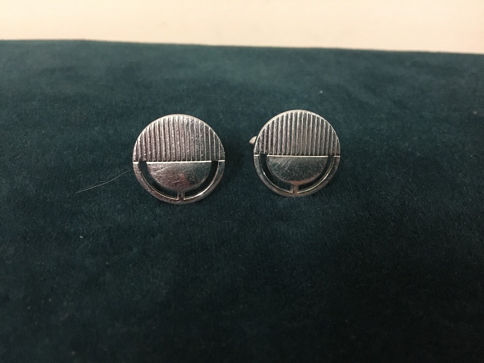 Picture 4 of 10