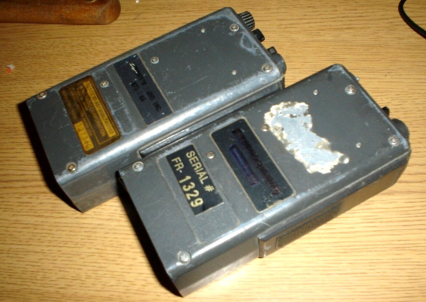 VINTAGE Lot of 2 Bendix King Radio Portable Handheld LPX2101