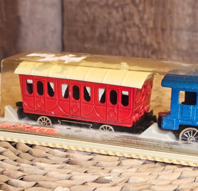 Locomotive Majorette 315 Western & Voiture Passager - Série 300, Neuve, échelle 1:87