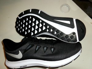 nike m quest