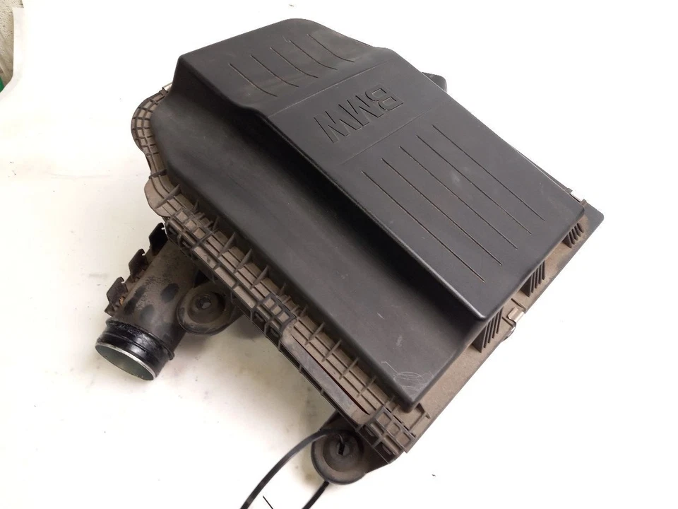 ВОЗДУХОЗАБОРНИК ОЧИСТИТЕЛЬ ДЛЯ BMW 535 XI 2010 - Изображение 3 из 4