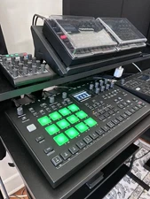 Elektron Analog Rytm MKII 8-Voice Analog Drum Machine and Sampler