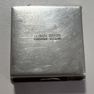 Stunning! LEONORE DOSKOW HANDMADE ANTIQUE VINTAGE STERLING SILVER SNUFF BOX