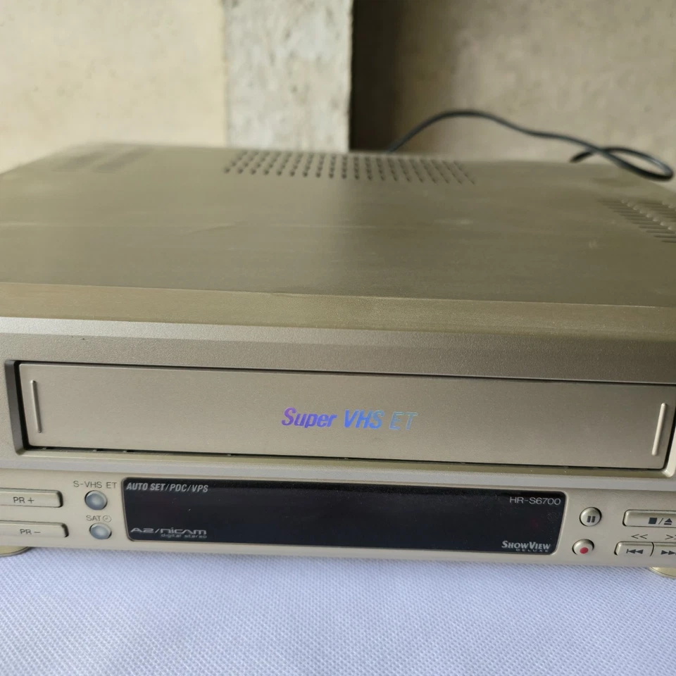 JVC HR-S6700 Super VHS Videorecorder SVHS ET / Vintage VHS / Ohne Fernbedienung - Bild 2 von 4