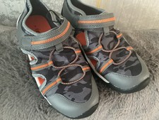 Boys Open Sides  Trainers . UK 4. New