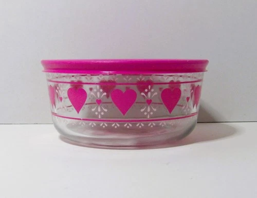 Pyrex Valentine Storage Bowl Pink Hearts 4 Cup - Hearts and Valentine