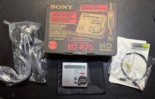 Sony MZ-R70 MiniDisc Walkman Complete in Box w/ All Accessories Tested