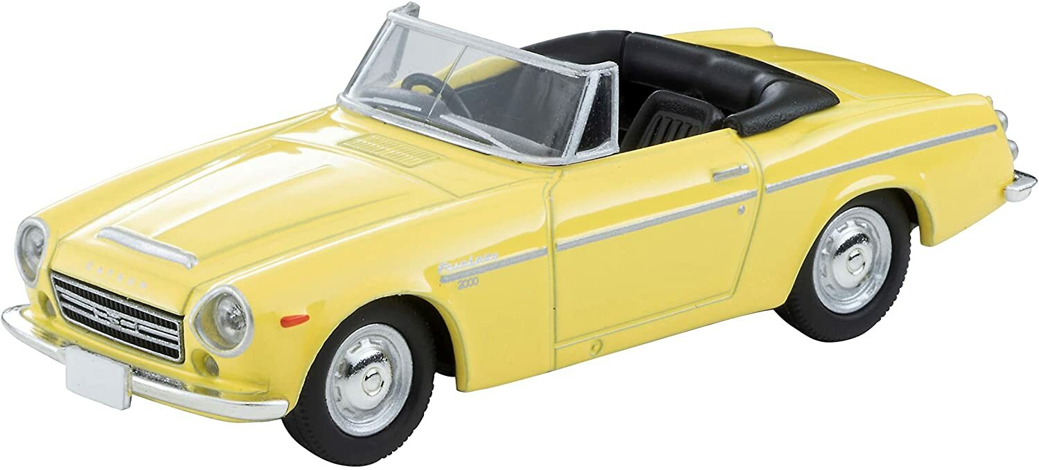 TOMICA LIMITED VINTAGE 1/64 LV-131c DATSUN Fairlady 2000 Yellow 320128