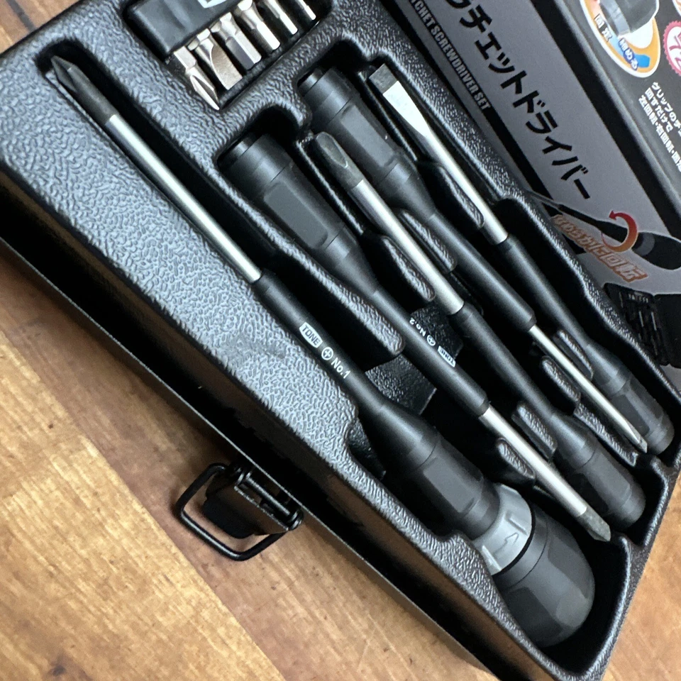 TONE RDBS11 Ball Ratchet Driver Bit Set With Metal Case 11 Tools Japan New Tools - Image 4 of 4