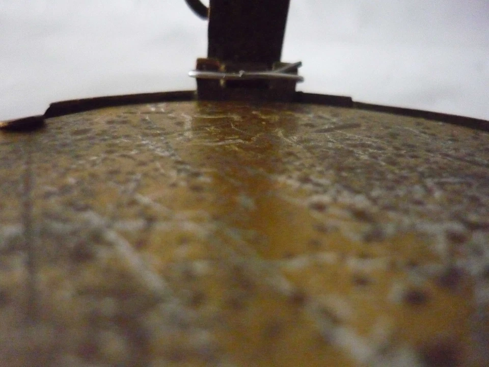 MARCO COLGANTE ANTIGUO REDONDO ORNAMENTADO BRONCE CON FOTO ANTIGUA Foto 4 de 4