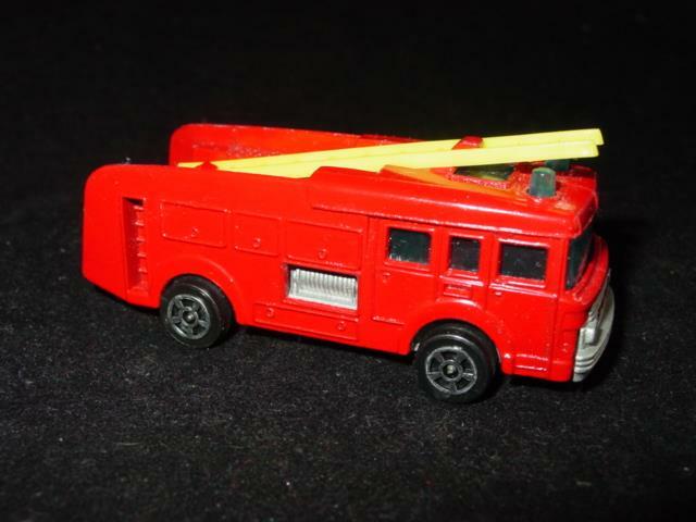 ミニカー ERF Fire Engine Water Tender CORGI Juniors 267 : ERF FIRE ENGINE WATER TENDER