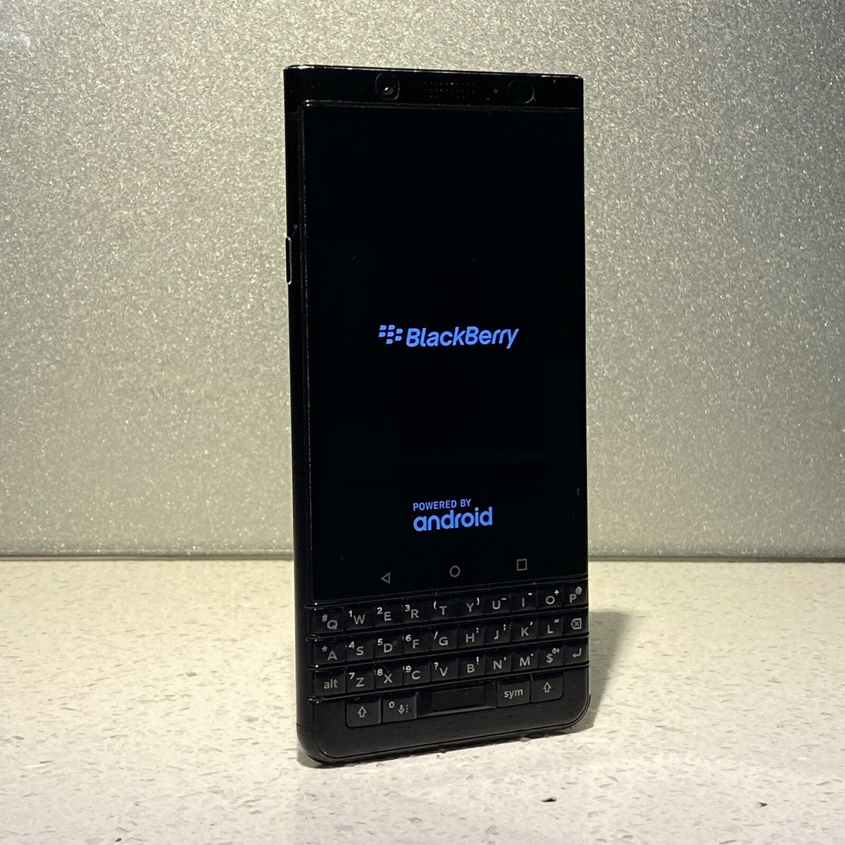 「美品」BlackBerry KEYone Simフリー BlackBerry KeyOne - 64GB - Dual Sim - BBB100-1 - Black