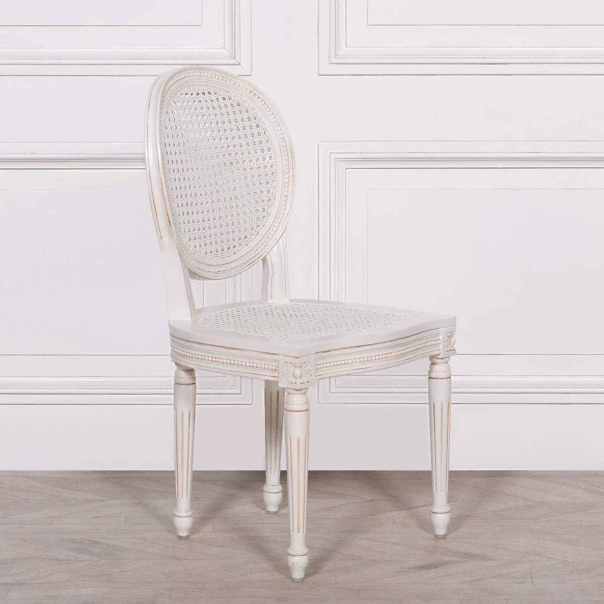 Traditional discount rattan chair