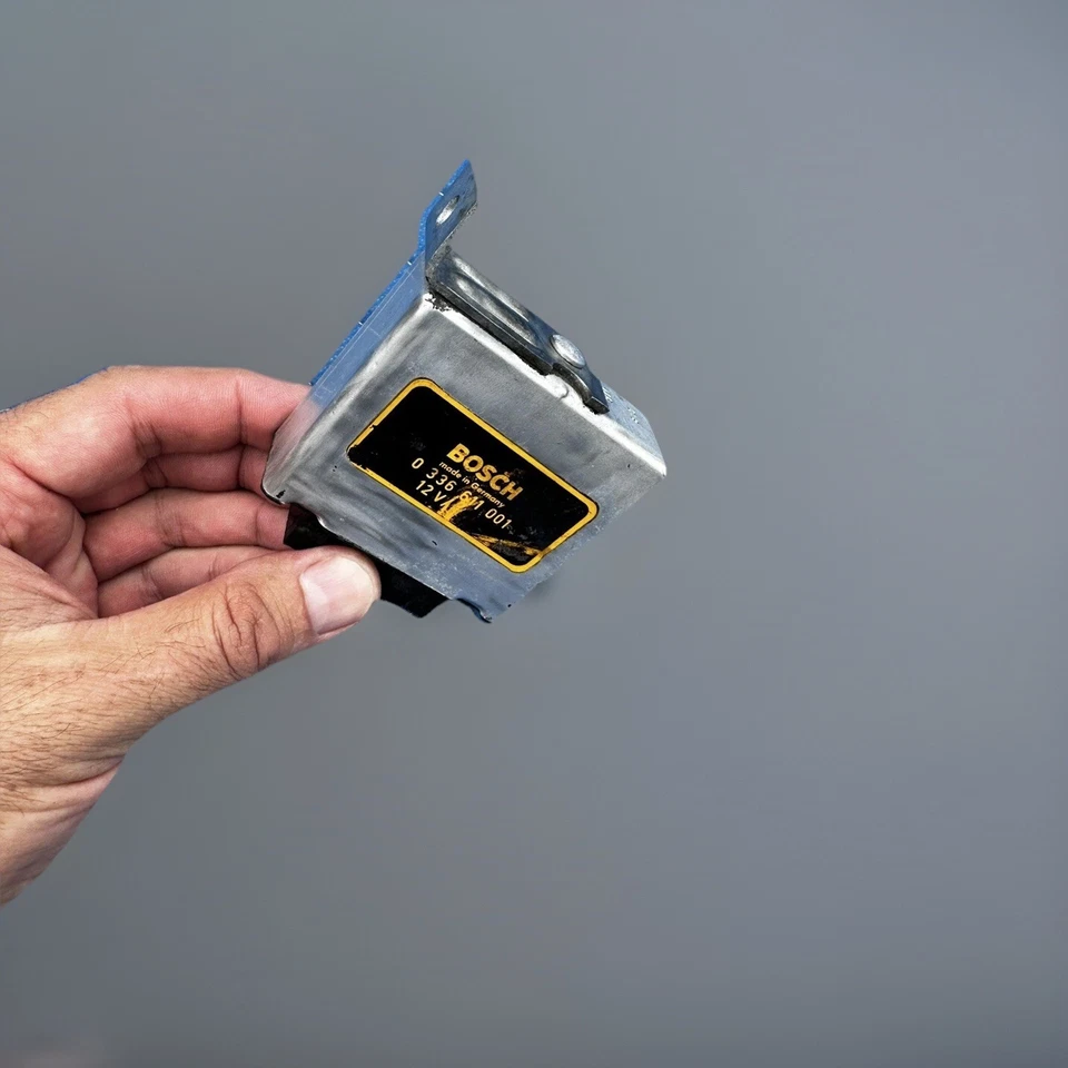 Transdutor Porsche 911 MFI Bosch RPM 911 (1969-1971) - Imagem 2 de 4