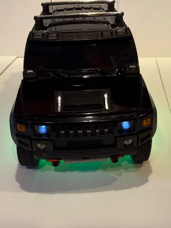 XMODS HUMMER H2 - EXCELLENT CONDITION AND LOADED WITH EXTRAS - Image 3 of 4
