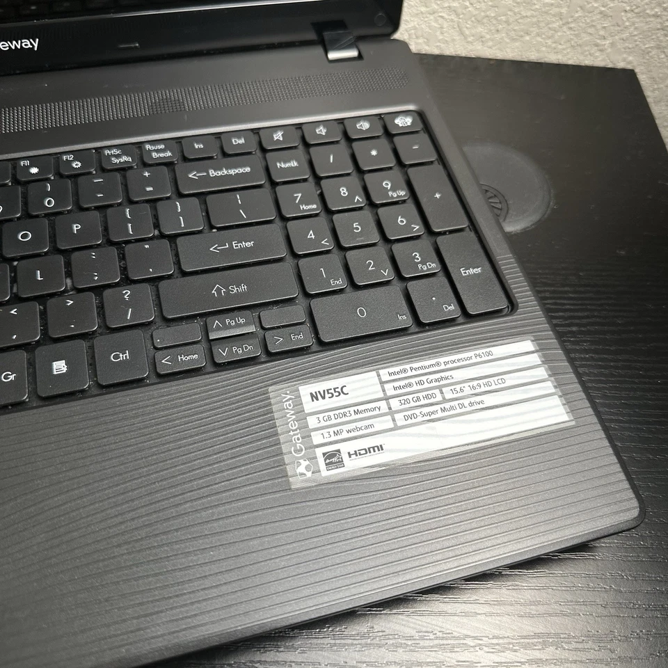 Laptop Packard Bell 15,6 pulgadas PEW91 6 GB Intel I3 2,40 Gz sin probar Foto 4 de 4