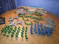 92 Pc. Army Men Playset,Large Set Including Army Men, Vehicles, And Battle Mat