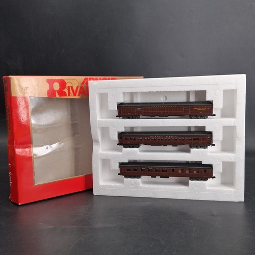 N Gauge Arnold Rivarossi 0521 Pennsylvania Passenger 3 Car Set LNIB
