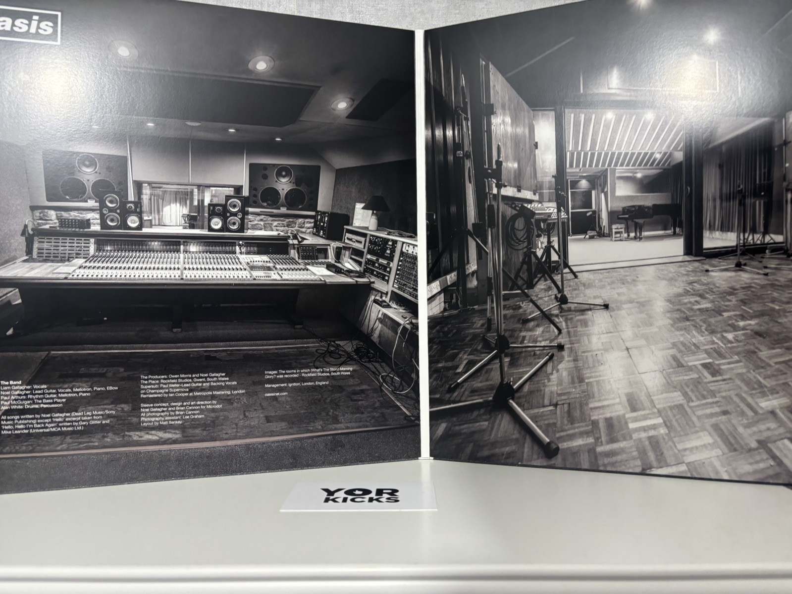 Oasis x Blood Records Vinyl | Whats The Story Morning Glory 30th | In Hand image 3