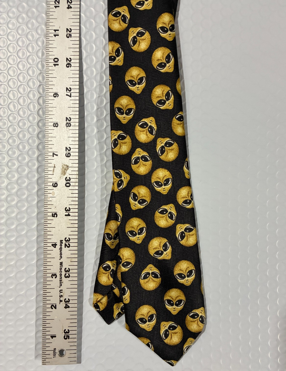 Alien Design Necktie Close Encounters - image 4