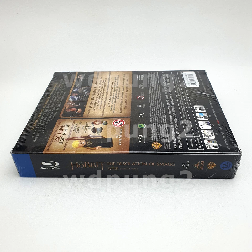 The Hobbit: The Desolation Of Smaug BLU-RAY w/ Slipcover & LEGO Figure - Image 4 of 4