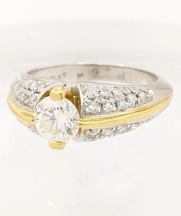 Anillo facetado de 2 tonos con racimo de diamantes de platino 33 1,8 quilates TW 950 para caballero talla 7 Foto 4 de 4