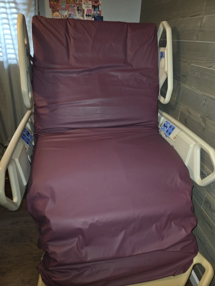 Cama de hospital - Totalmente elétrica com colchão de ar - Hill Rom P1900 cama UTI - Imagem 4 de 4