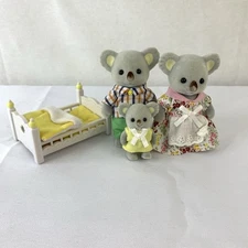 Calico Critters Set of Three  Outback Koala Family with Baby & Bed So Cute!