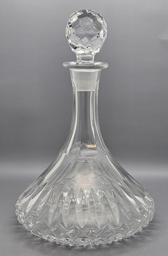 Heavy Clear Crystal Decanter. Beautiful. 10 1/2" Tall. Has Glassmakers Mark - Picture 6 of 18