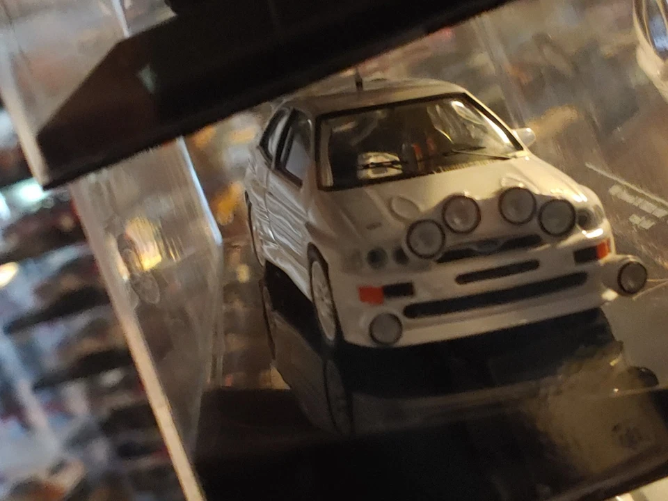 1x IXO MDCS025 Ford Escort RS COSWORTH Gr.A Ready To Race - TEST CAR - 1:43 RARE - Immagine 4 di 4