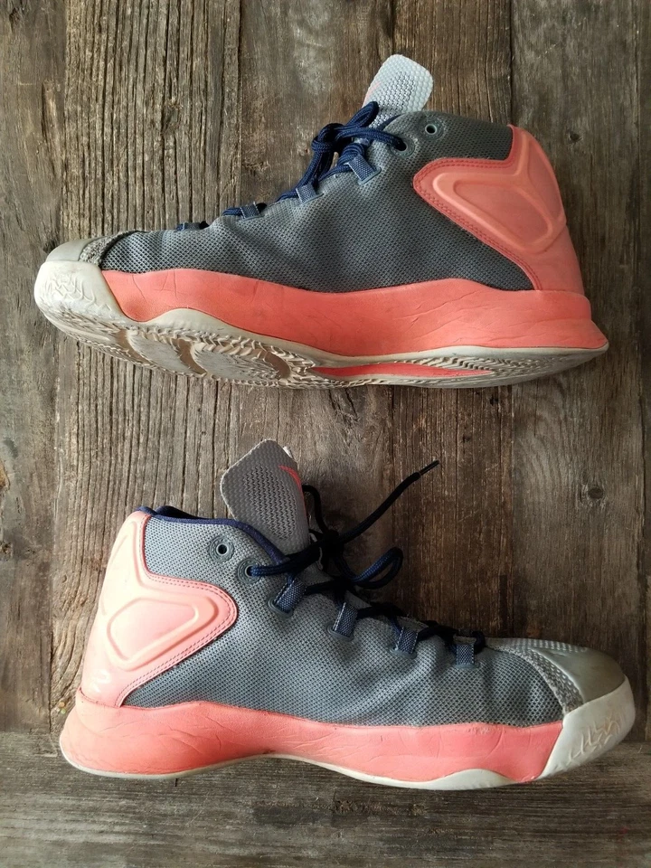 Jordan Melo M12 Wolf Gris/Plata Metálico 827176 008 Talla 10 Foto 3 de 4